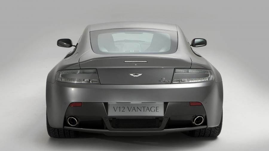 Vantage автомобиль производитель